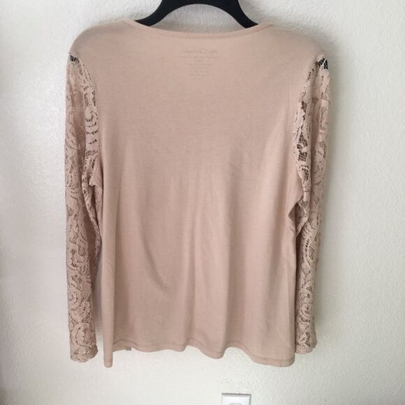 By Chico’s floral laced sleeve top size 1 EUC - Picture 2 of 4